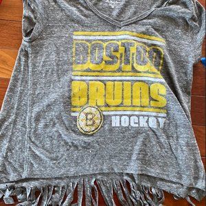 Boston Bruins shirt